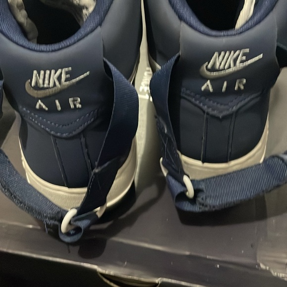 AIR FORCE 1 HIGH - Picture 4 of 5